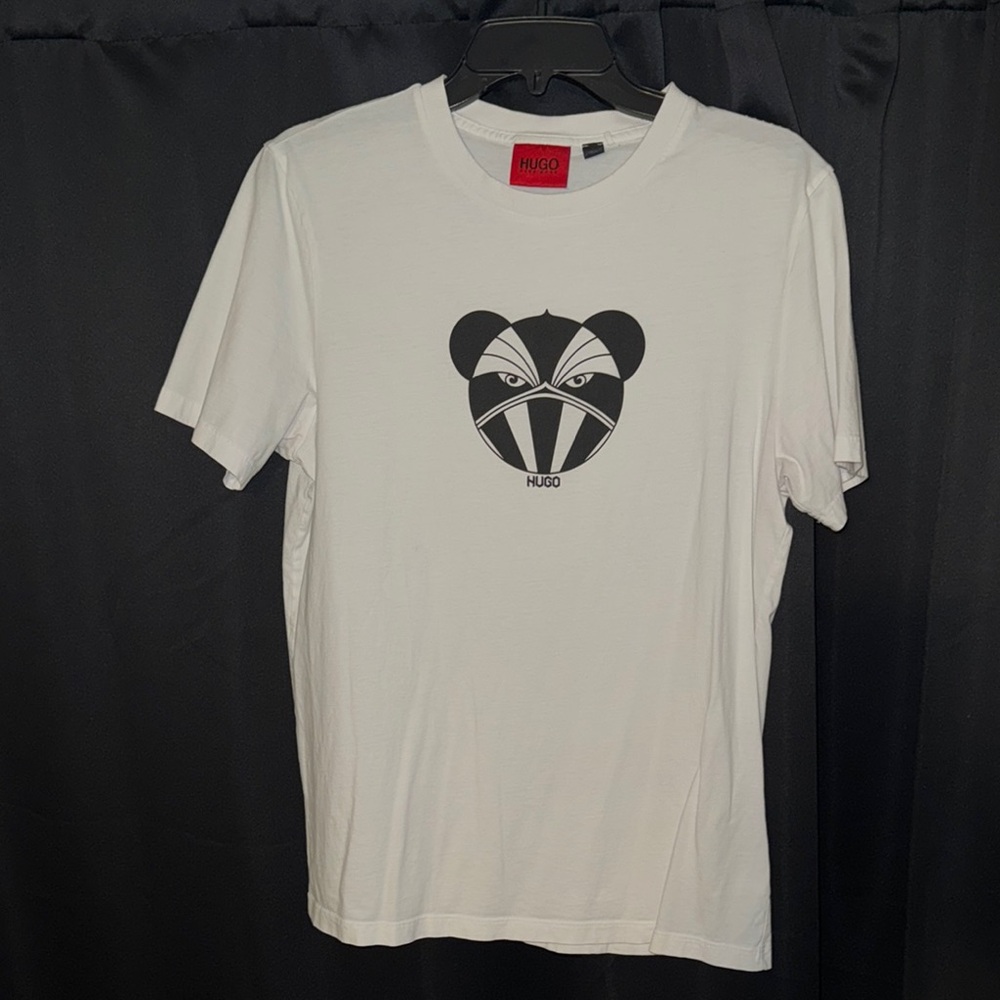 HUGO White and Black Short Sleeve Tee with Geometric Design